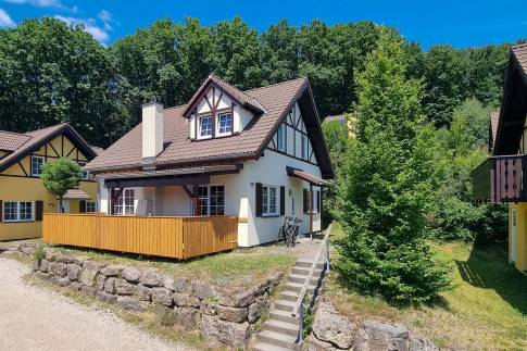 The Buiten of Type Astoria 8 - nr. 144 in Eifelpark Kronenburger See