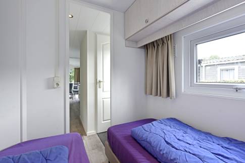 The Slaapkamer 2 of nr. 283 - type Buitenverblijf Comfort 5 in Resort Arcen