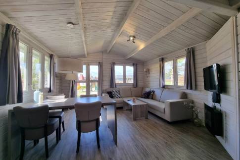 The Woonkamer of Type Buitenverblijf Wellness 4 - nr. 319 in Resort Arcen