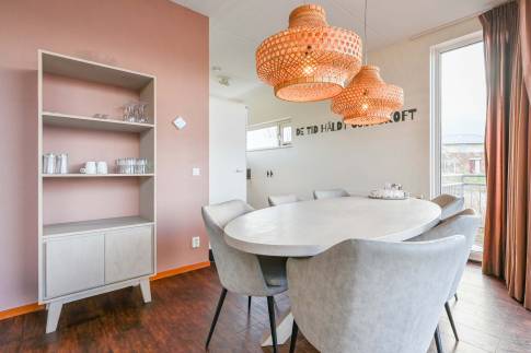 The Eetkamer of Type 6L2 - nr. 631 in Landal Esonstad