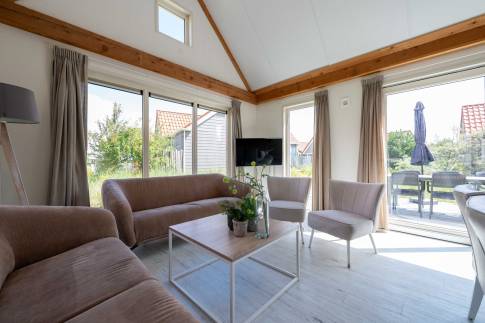 The Woonkamer of nr. 403 - type Waddenlodge 8 in Vakantiepark Boomhiemke