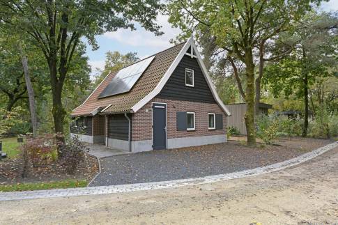 The Buiten of nr. 38 Ponybos - type Het Geheim van Otterlo 8P in EuroParcs De Zanding