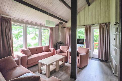 The Woonkamer of nr. 103 - type Eifel Comfort 6 in Eifelpark Kronenburger See