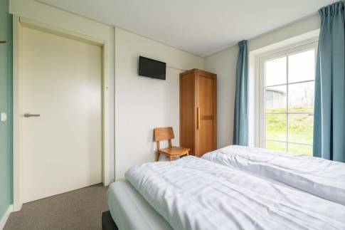 The Slaapkamer 2 of Type 16L - nr. 335 in Landal Beach Resort Ooghduyne