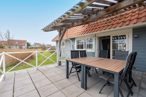 The Terras of Type 10L1 - nr. 336 in Landal Beach Resort Ooghduyne