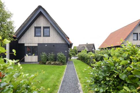 The Tuin of Type Watervilla 6A - nr. 36 in Waterstaete Ossenzijl