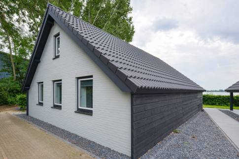 The Buiten of Type Rossum in Parc de Maasmeren