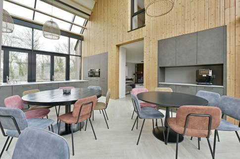 The Eetkamer of Type Vloedschuur - nr. 60 in Dormio Resort Nieuwvliet-Bad