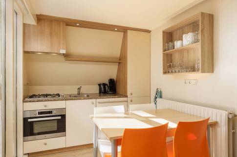 The Eetkamer of Type Comfort Classic Sauna - nr. 21 Ereprijs in Bungalowpark Hoenderloo