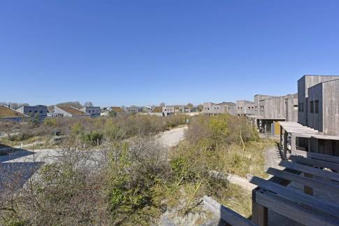 The Buiten of Type Studio Deluxe Landzijde 2p - nr. 2a in Beach Resort Punt West