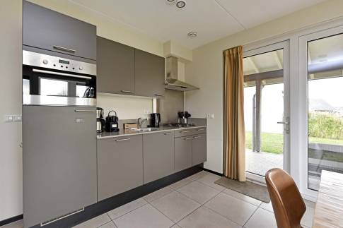 The Keuken of nr. 137 - type 6EL in Dormio Strand Resort Nieuwvliet-Bad