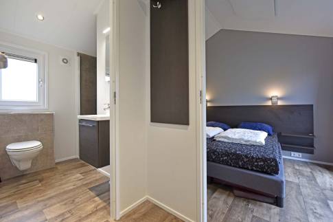 The Slaapkamer 1 of Type Ooievaar kindvriendelijk - nr. 65 in Vakantiepark Giethoorn