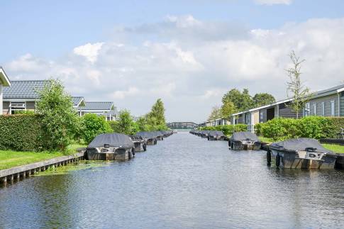 The Omgeving of Type Meerkoet - nr. 47 in Vakantiepark Giethoorn