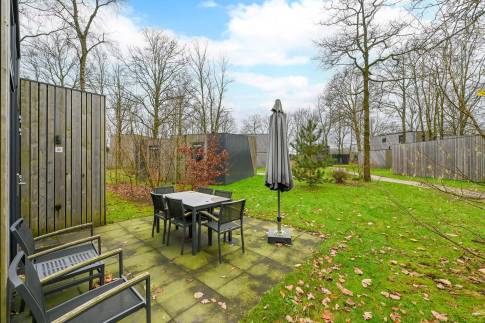 The Terras of Type Lodge 6 - nr. 22 in Roompot Vakantiepark Schaijk