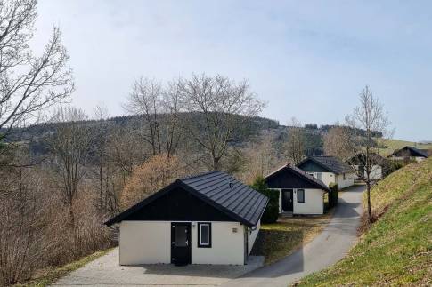 The Buiten of Type Landhaus 6 Luxe - nr. 35 in Eifelpark Kronenburger See