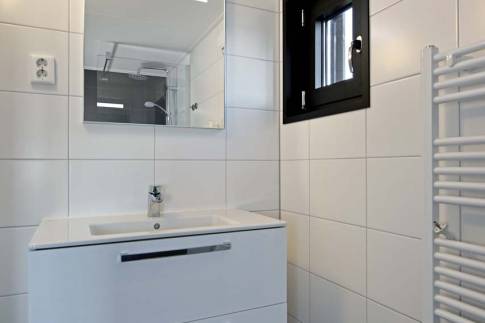 The Badkamer 1 of Type Sunset 6p - nr. 12 in Lakeside Resort Brielle