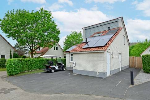 The Buiten of Type Wellness Villa 4 - nr. 75 in Resort Arcen