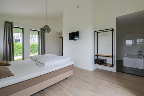 The Slaapkamer of nr. 059 - type Angenent 2L in Landal Elfstedenhart