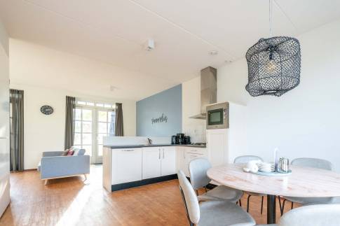 The Eetkamer of Type 6D2 - nr. 103 in Landal Esonstad