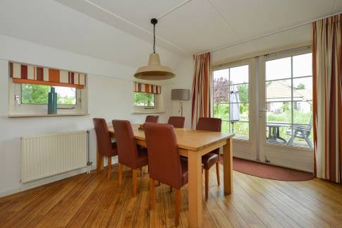 The Eetkamer of Type 4B1 - nr. 238 in Landal Domein De Schatberg