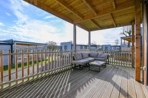 The Terras of Type Berghem Chalet - nr. 17 in EuroParcs Gulperberg