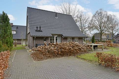 The Buiten of Type Wellness Lodge XL 4 - nr. 24 in Hof van Salland