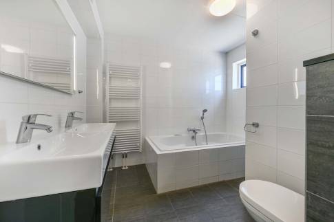 The Badkamer 1 of Type 8L1 - nr. 262 in Landal Beach Resort Ooghduyne