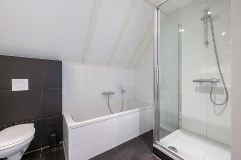 The Badkamer 5 of Type 16L - nr. 335 in Landal Beach Resort Ooghduyne