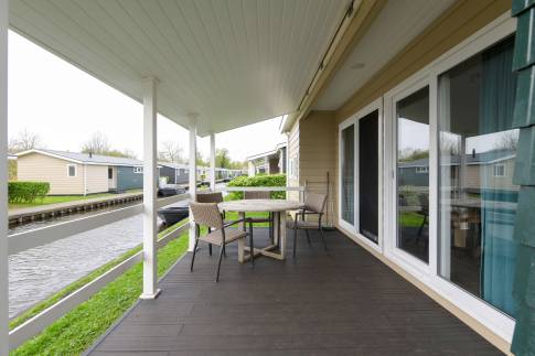 The Terras of Type Fuut 4 - nr. 24 in Vakantiepark Giethoorn