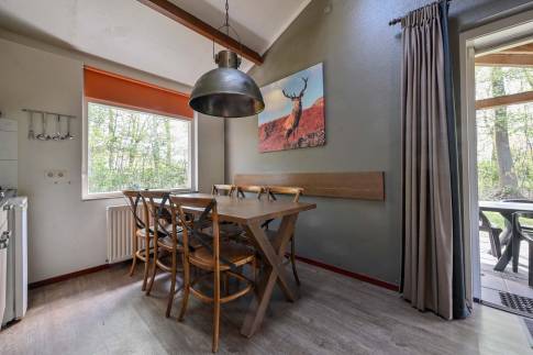 The Eetkamer of Type Sequoia 6P - nr. 07 in Vakantiepark Westerbergen