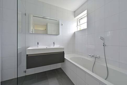 The Badkamer 1 of Type 6C2 - nr. 8 in Landal Beach Resort Ooghduyne