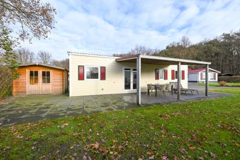 The Buiten of Bergalow 3 De Luxe - nr. 47 in Vakantiepark De Luttenberg