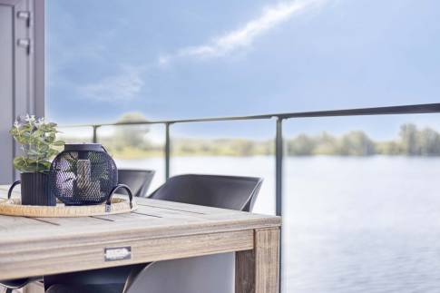 The Terras of Type Wellseind in Parc de Maasmeren