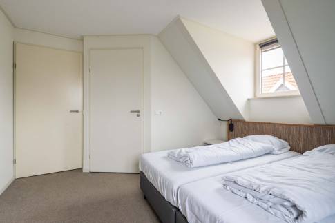 The Slaapkamer 3 of Type 16L - nr. 335 in Landal Beach Resort Ooghduyne
