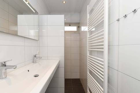 The Badkamer of Type Sequoia 6P - nr. 37 in Vakantiepark Westerbergen