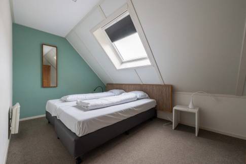 The Slaapkamer 4 of Type 16L - nr. 335 in Landal Beach Resort Ooghduyne