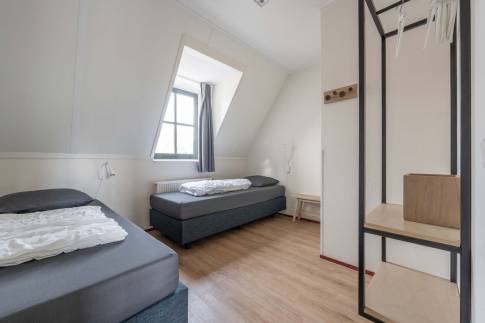 The Slaapkamer 3 of Type 6L1 - nr. 221 in Landal Esonstad