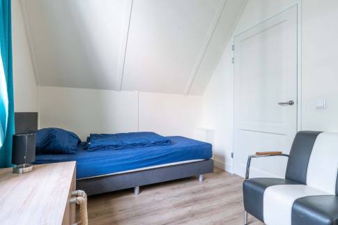 The Slaapkamer 2 of Type Zuiderzeezicht 4 -  nr. 204 in Resort Poort van Amsterdam