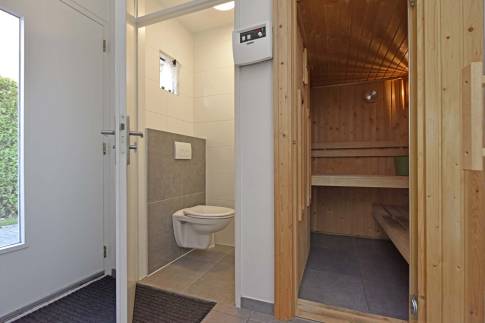 The Toilet of Type Wellness Villa 4 - nr. 79 in Resort Arcen