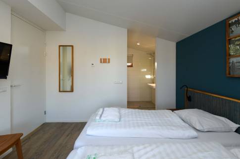 The Slaapkamer 1 of Type 6CK2 - nr. 238 in Landal De Reeuwijkse Plassen