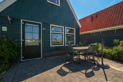 The Terras of Type Schermer 6 - nr. 230 in Vakantiepark De Beemster