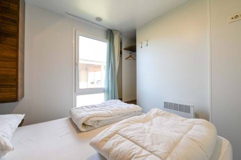 The Slaapkamer 1 of Type Berghem Chalet - nr. 17 in EuroParcs Gulperberg