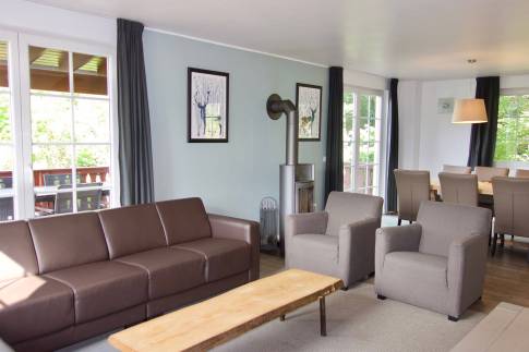 The Woonkamer of nr. 146 - type Astoria Luxe 8 in Eifelpark Kronenburger See