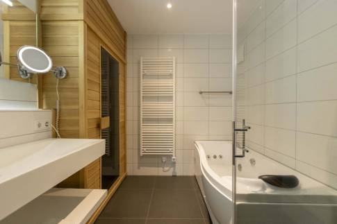 The Badkamer 3 of Type Maxima - nr. 14 in Villas Winterberg