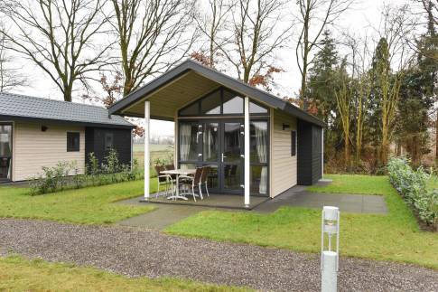 The Buiten of Type Tiny House - nr. 513 in Recreatiepark De Tolplas