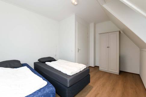 The Slaapkamer 3 of Type 8E1 - nr. 315 in Landal Esonstad