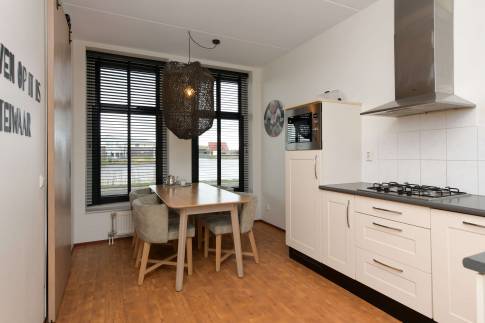 The Eetkamer of Type 4L1 - nr. 339 in Landal Esonstad