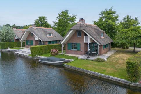 The Buiten of nr. 021 - type Breeuw 4 in Waterpark Belterwiede