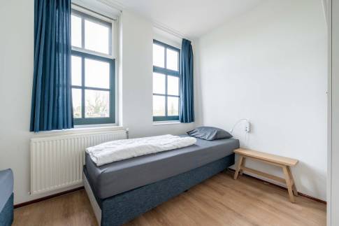 The Slaapkamer 2 of Type 6D2 - nr. 103 in Landal Esonstad