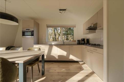 The Keuken of Type Bosvilla Comfort 6-7 - nr. 16 Moerbei in Landal Bungalowpark Hoenderloo